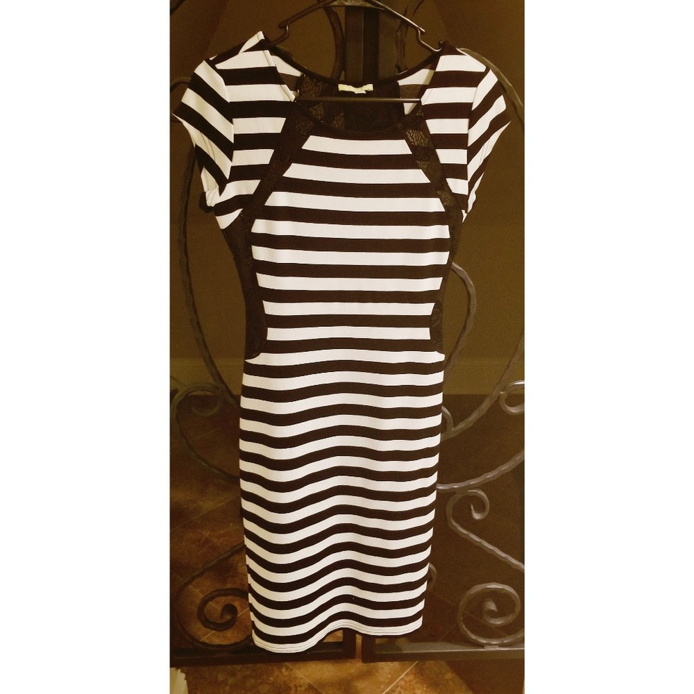 Midi Gianni Bini Dress